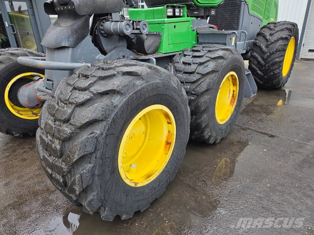 John Deere 1270 G Abatteuse