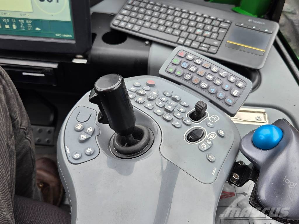 John Deere 1270 G Abatteuse