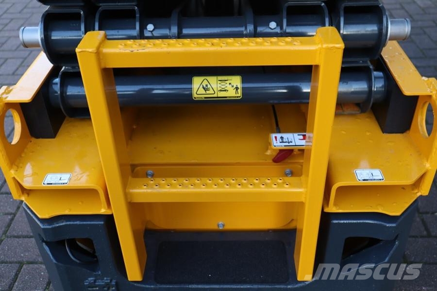 Haulotte Compact 8N Valid inspection, *Guarantee! 8m Workin Scissor lifts