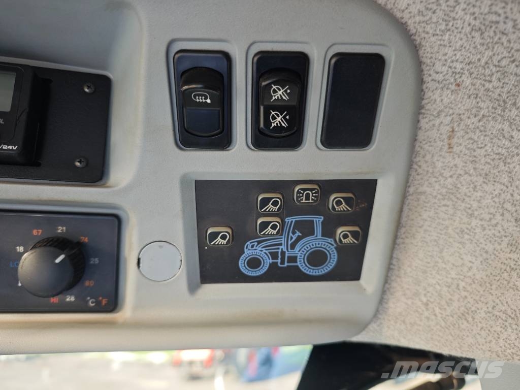New Holland T 7.270 AC Traktori