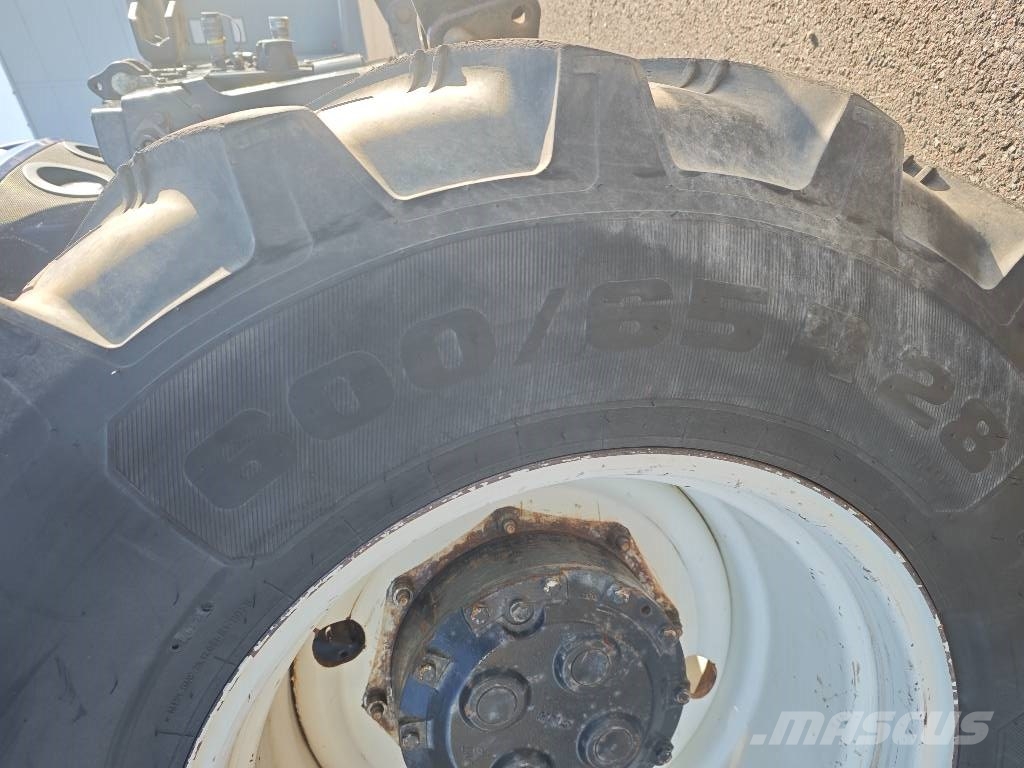 New Holland T 7.270 AC Traktori