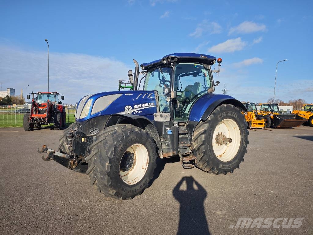New Holland T 7.270 AC Traktori