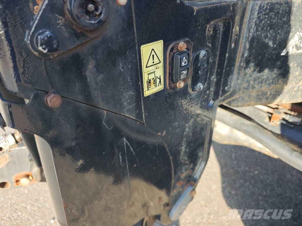 New Holland T 7.270 AC Traktori