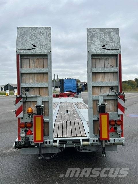 Kel-Berg S110F Low loaders