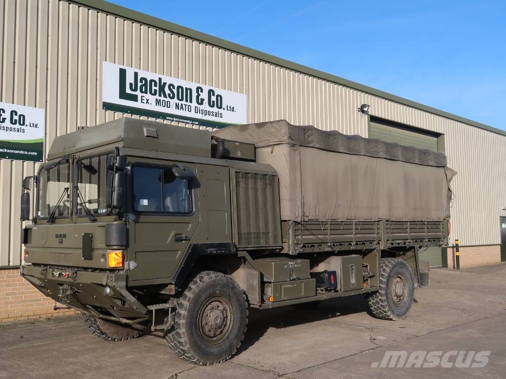 MAN HX60 18.330 4x4 Ex Army Truck Platós / Ponyvás teherautók