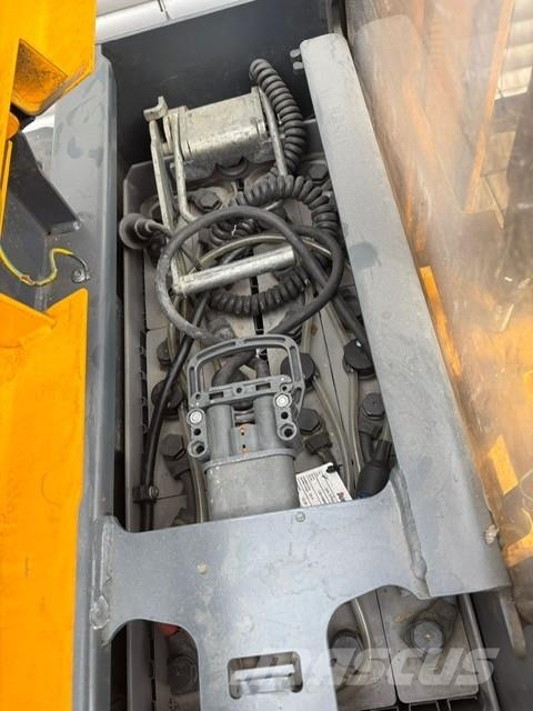 Jungheinrich ERD 220 KLPF Stand-in stackers