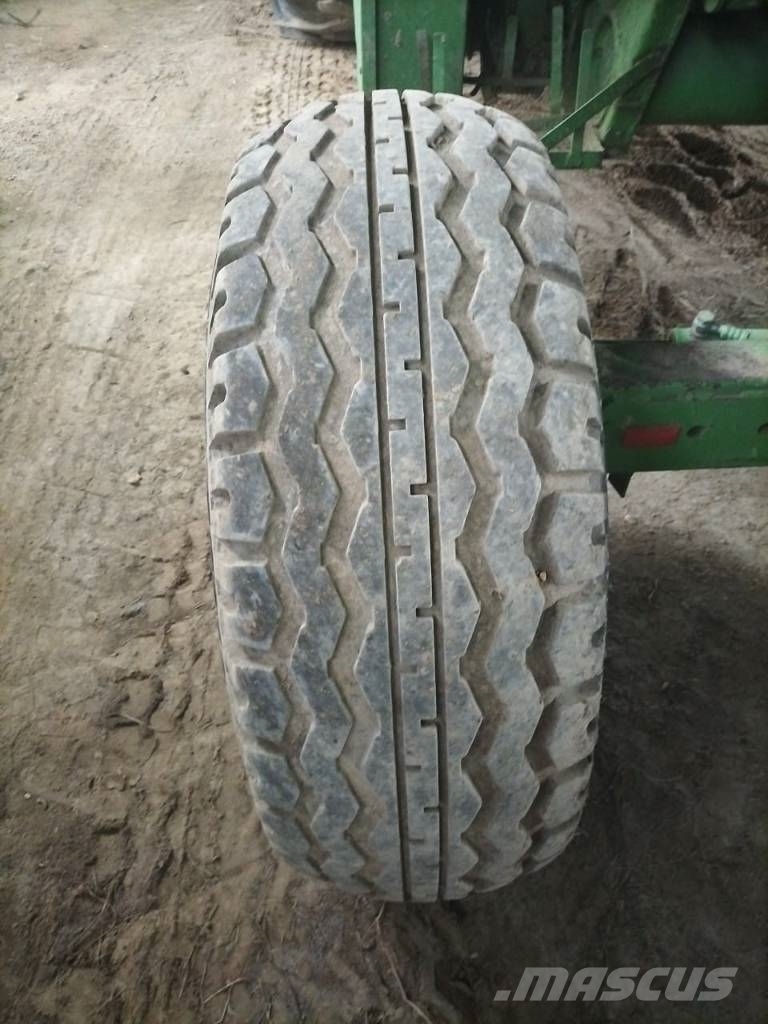 Deutz-Fahr 4075 H Leikkuupuimurit