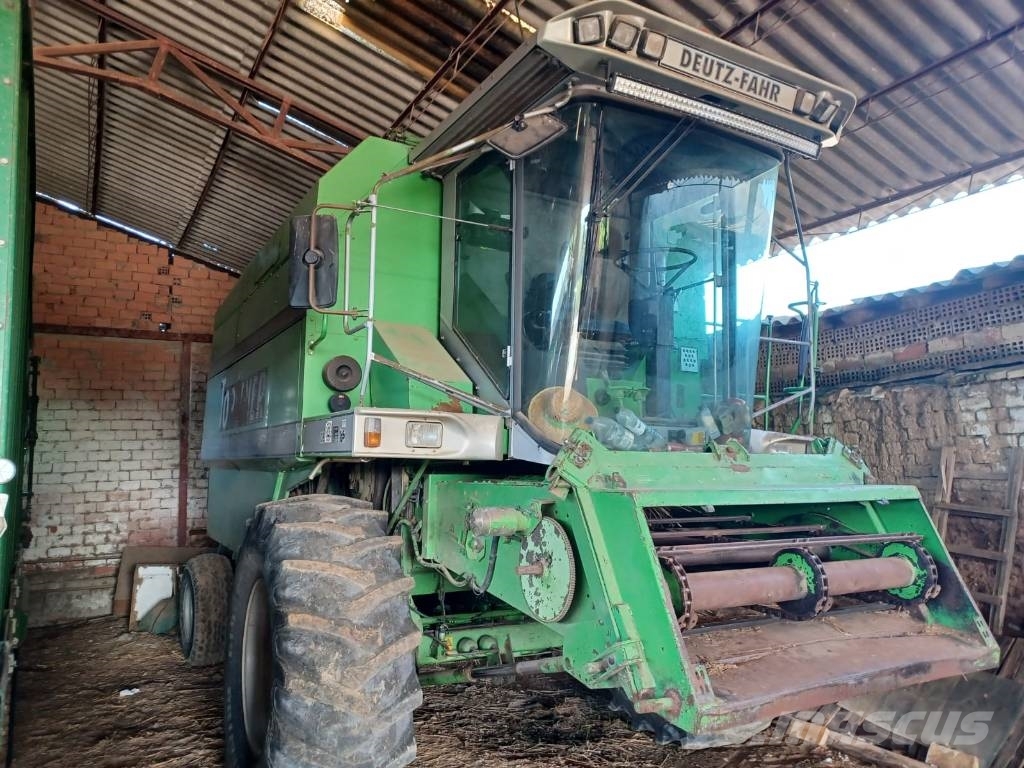 Deutz-Fahr 4075 H Leikkuupuimurit