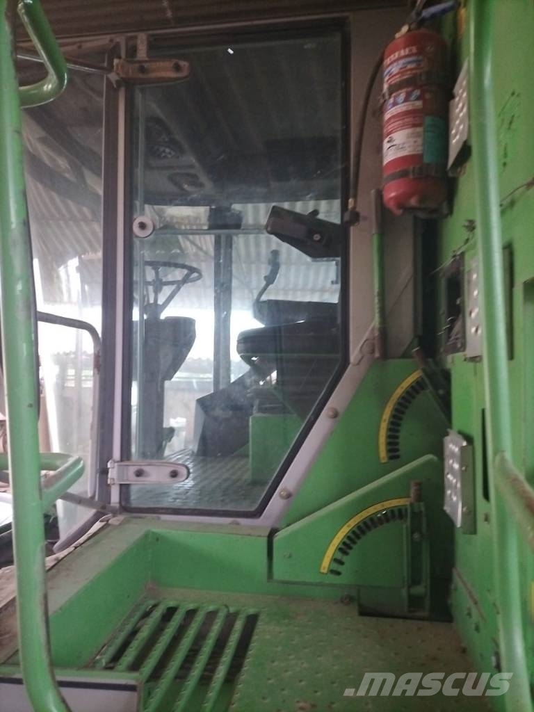 Deutz-Fahr 4075 H Leikkuupuimurit