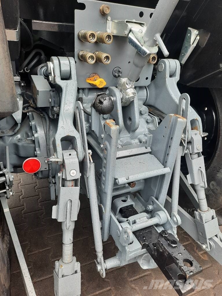 Fendt 409 Vario Traktoriai