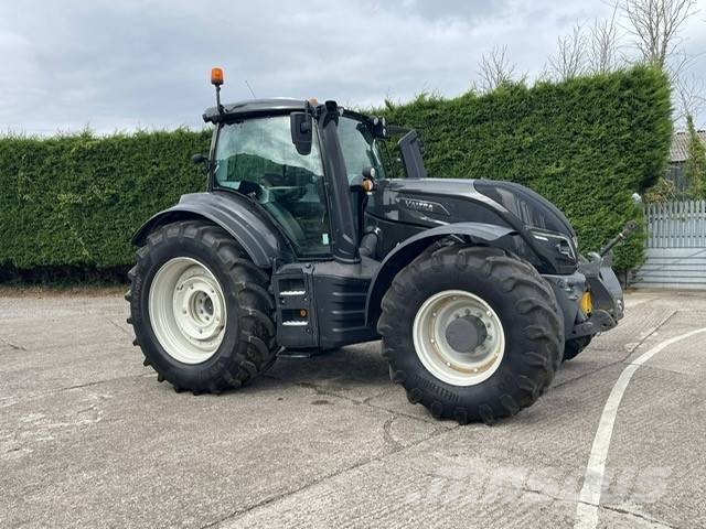 Valtra T 234 V Traktori