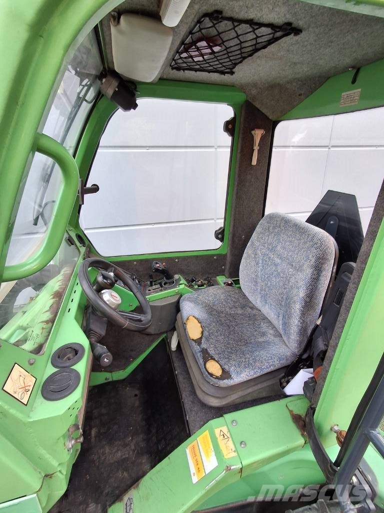 Avant 750 Mini loaders