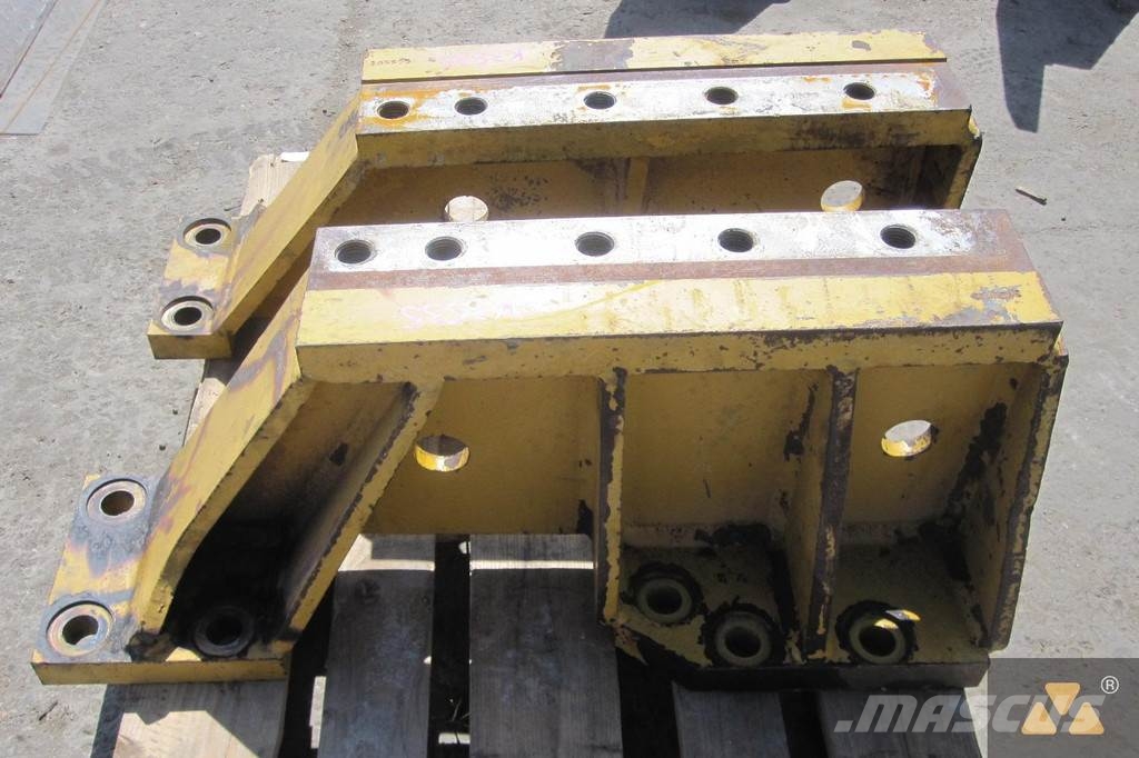 Paccar Bracket set D8T/D8R Inne akcesoria