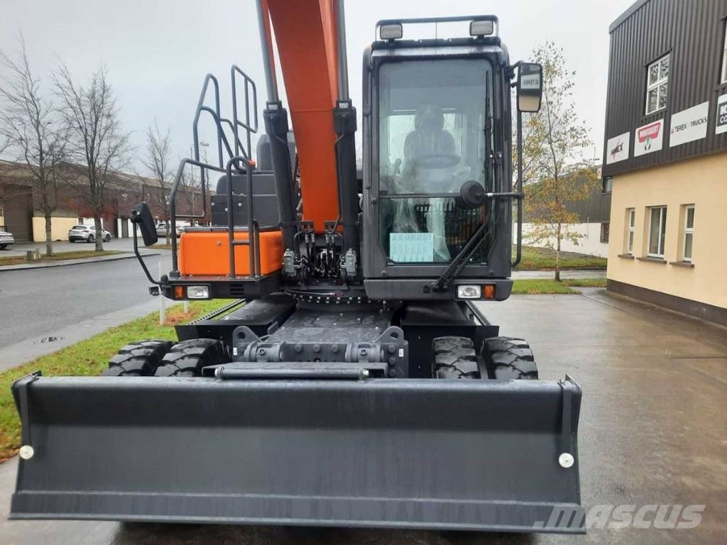 Doosan Dx140W-7 Gravemaskiner på hjul