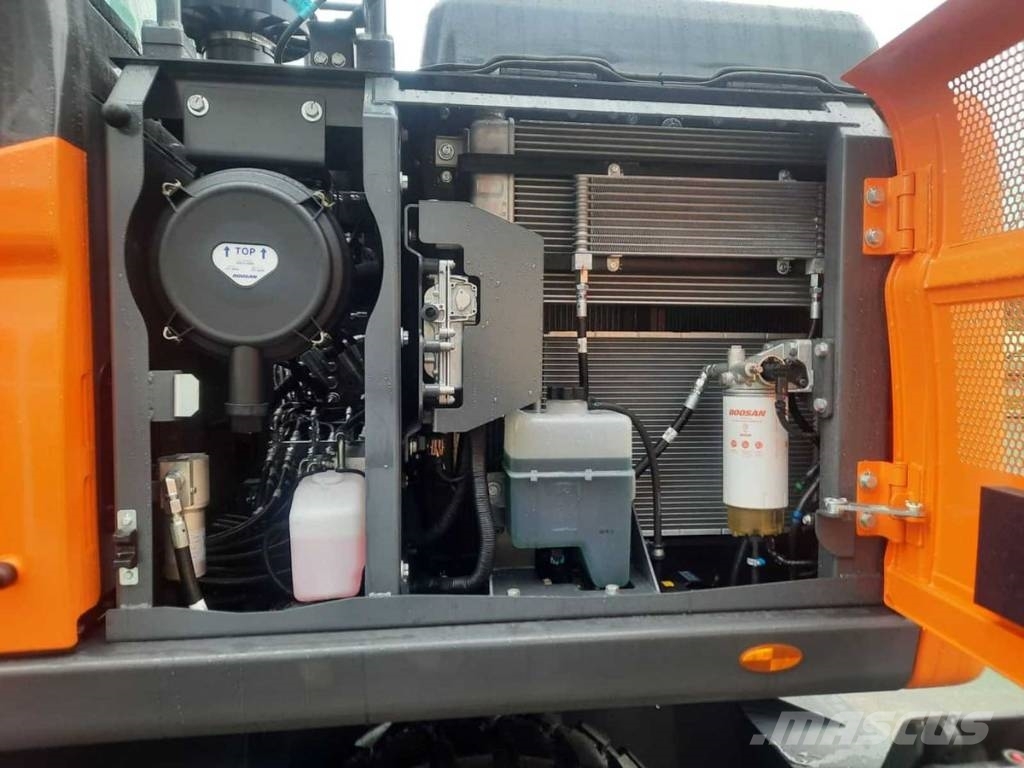 Doosan Dx140W-7 Gravemaskiner på hjul