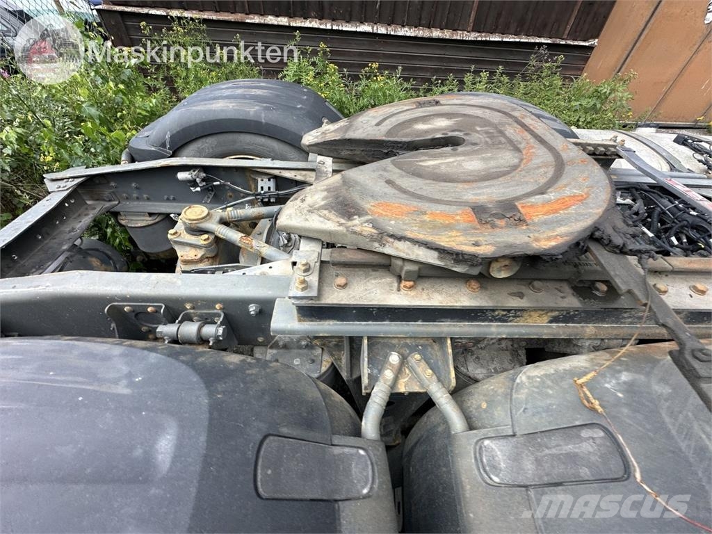 DAF FTS XF480Z Тягачі