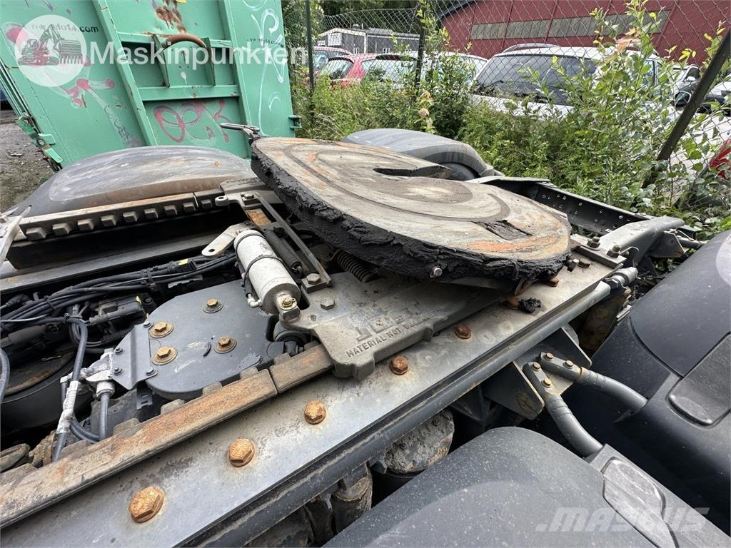 DAF FTS XF480Z Тягачі