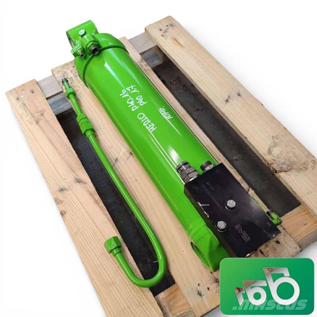 Merlo P40.16 Bucket Tilt Compensation Cylinder 035310 Chasis y suspención