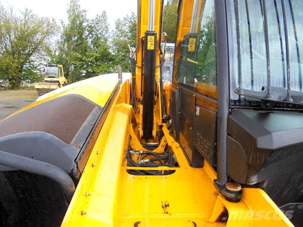 JCB 535-125 Hiviz 伸缩臂叉装车|叉装车