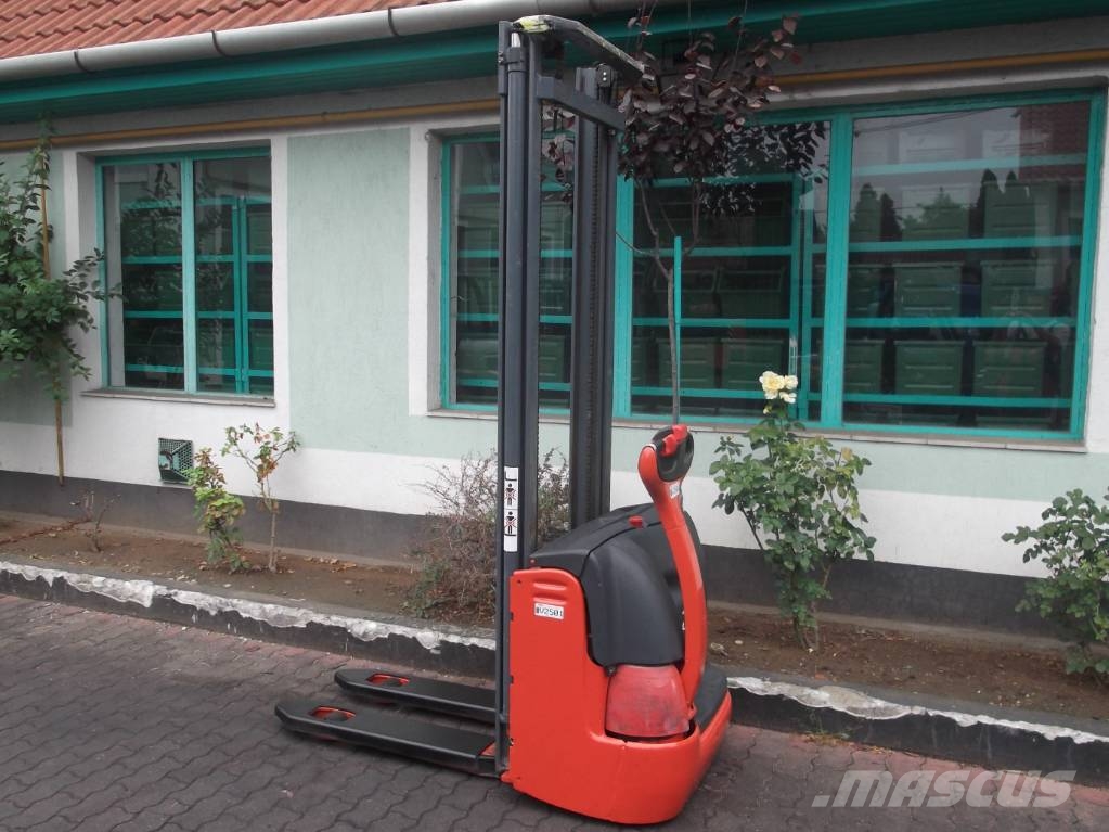 Linde L 10 B V-2751 OB شاحنات مناولة ذاتية الدفع