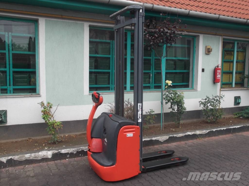 Linde L 10 B V-2751 OB شاحنات مناولة ذاتية الدفع