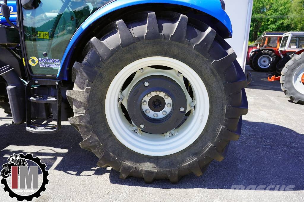 NEW HOLLAND T4.65S / WWU983 Traktori