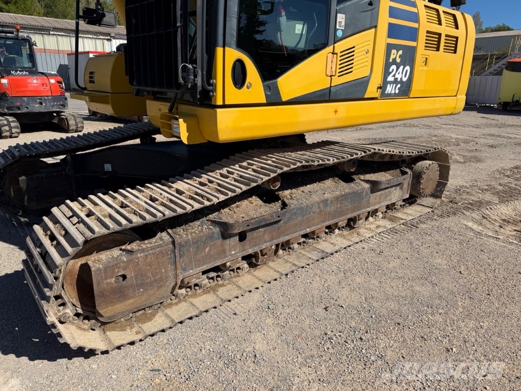 Komatsu PC 240 NLC Crawler excavators