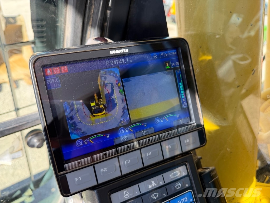 Komatsu PC 240 NLC Crawler excavators