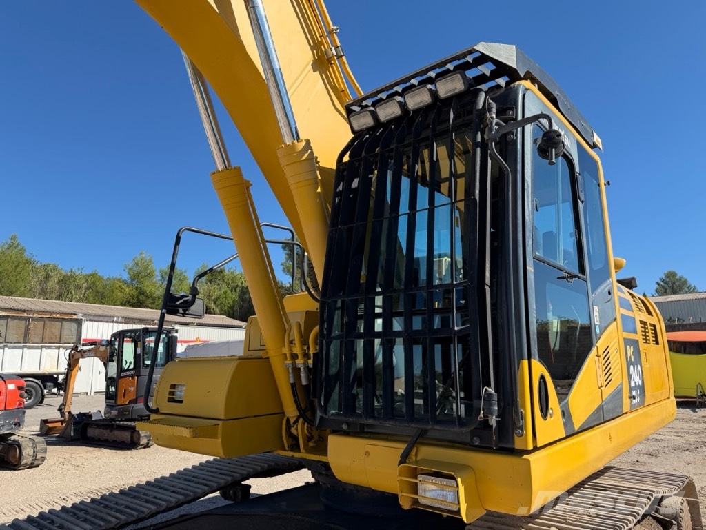Komatsu PC 240 NLC Crawler excavators