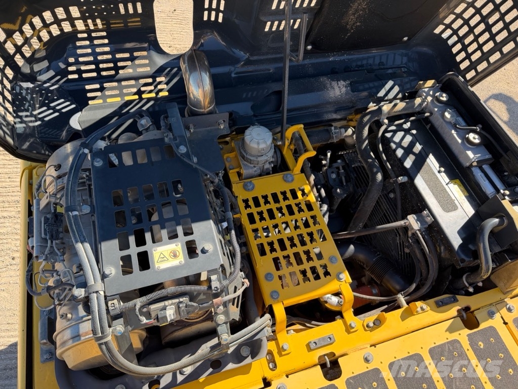 Komatsu PC 240 NLC Crawler excavators