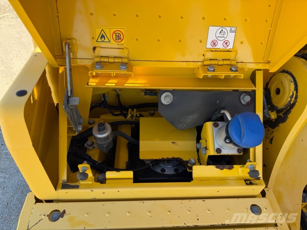 Komatsu PC 240 NLC Crawler excavators