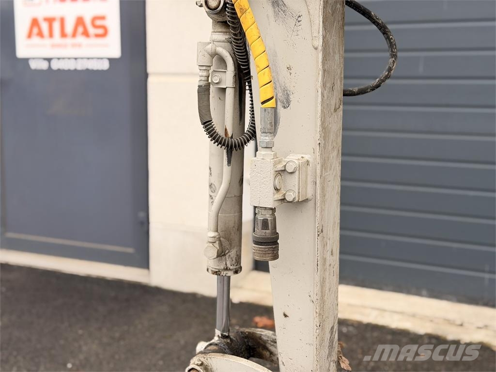 Takeuchi TB108 حفارات صغيرة أقل من 7 طن (حفارات صغيرة)