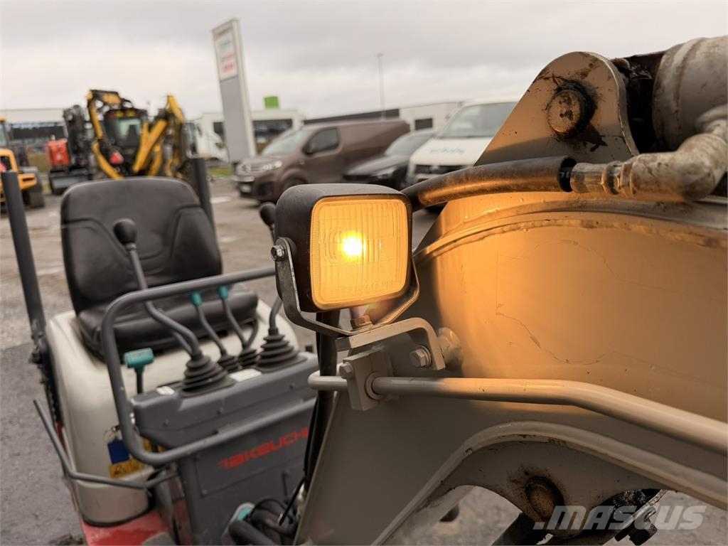 Takeuchi TB108 حفارات صغيرة أقل من 7 طن (حفارات صغيرة)