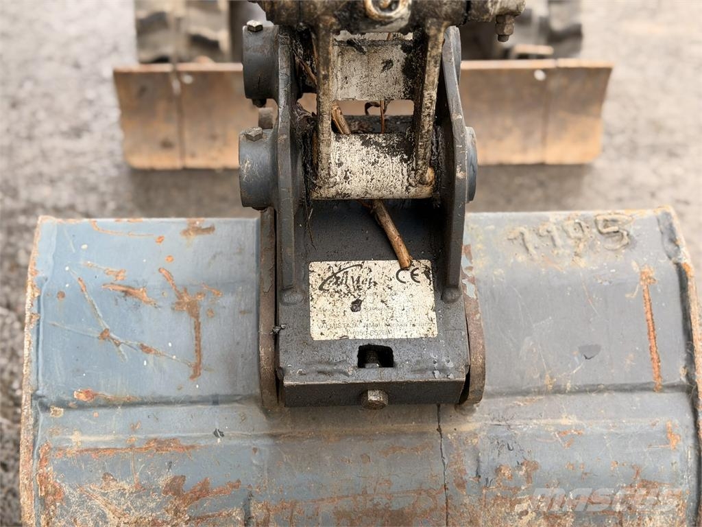 Takeuchi TB108 حفارات صغيرة أقل من 7 طن (حفارات صغيرة)