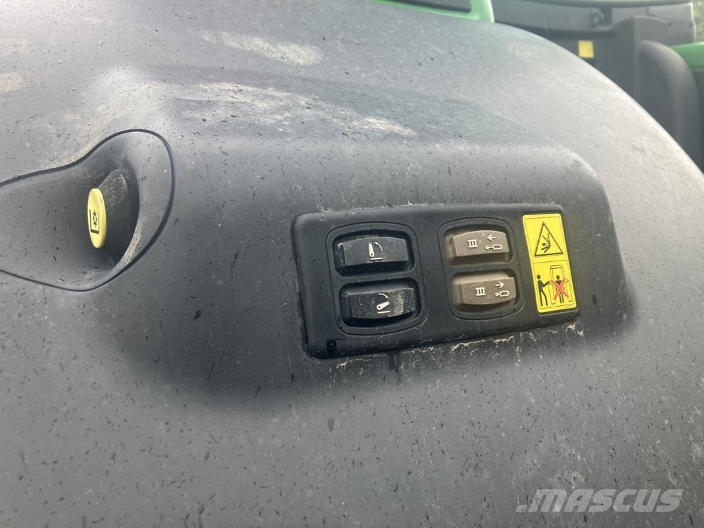 John Deere 6250R Traktorji