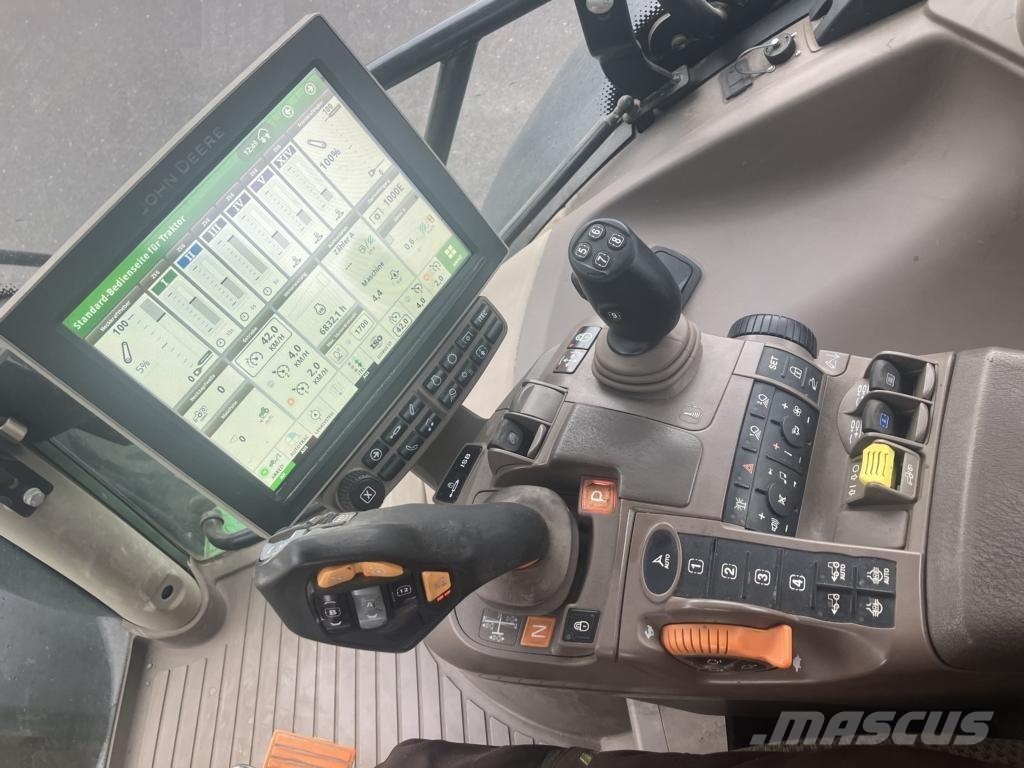 John Deere 6250R Traktorji