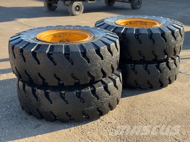 Liebherr L 524 komplet 17.5r25 Tyres, wheels and rims