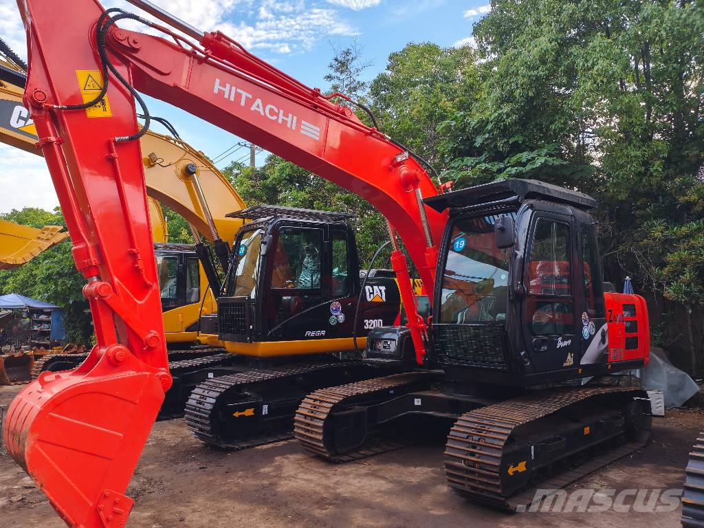 Hitachi ZX 120 حفارات زحافة