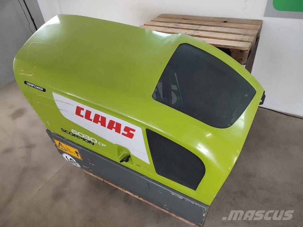 CLAAS SCORPION 6030 CP engine hood cover محركات