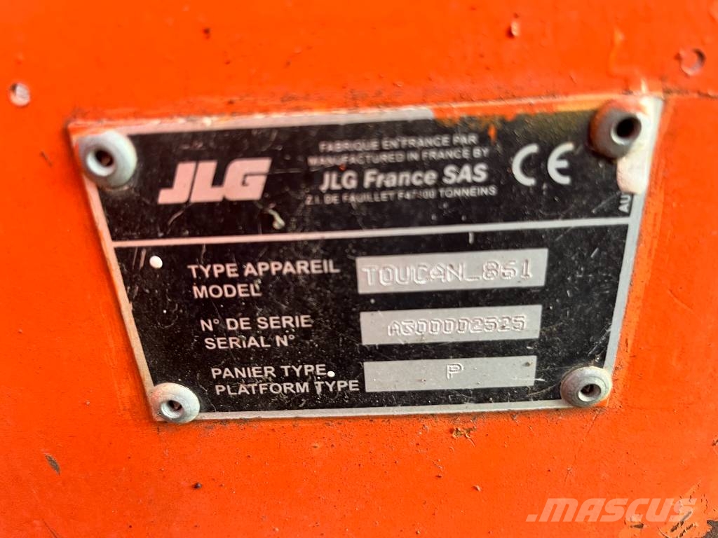 JLG TOUCAN 860 V-3238 EO Вертикальні щоглові підйомники