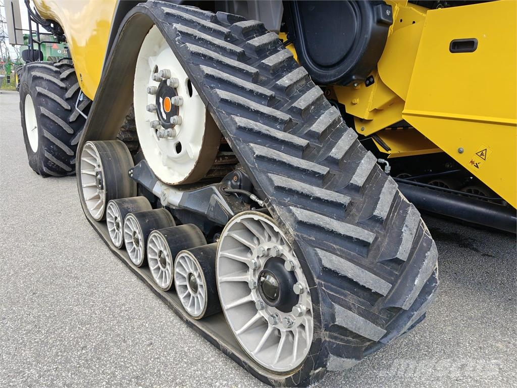 New Holland CR 10.90 - Macdon FD140 Комбайни