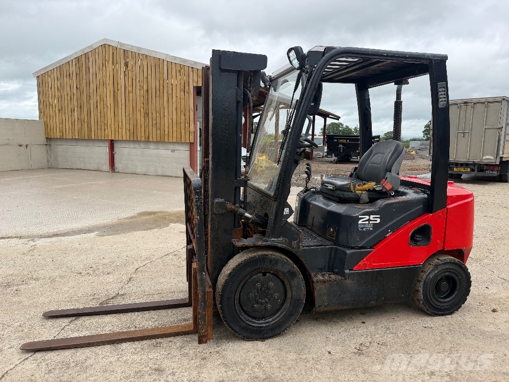 Doosan D 25 S Diesel forklifts