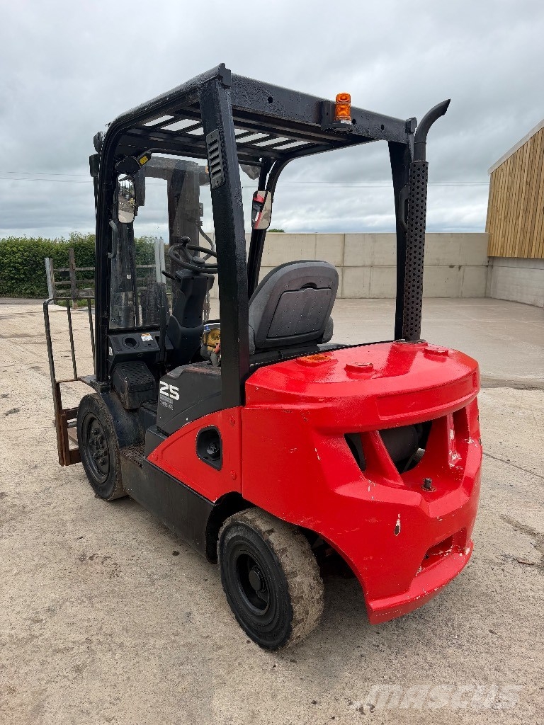 Doosan D 25 S Diesel forklifts