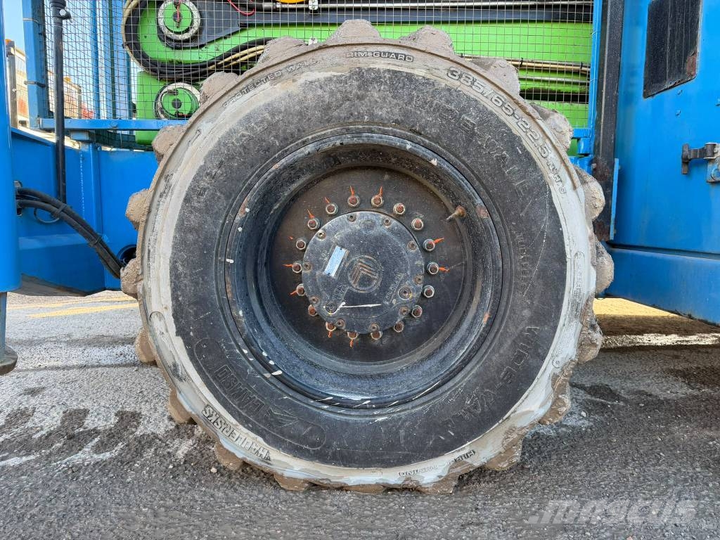 Holland Lift HL340-D30 رافعات مقصية الشكل