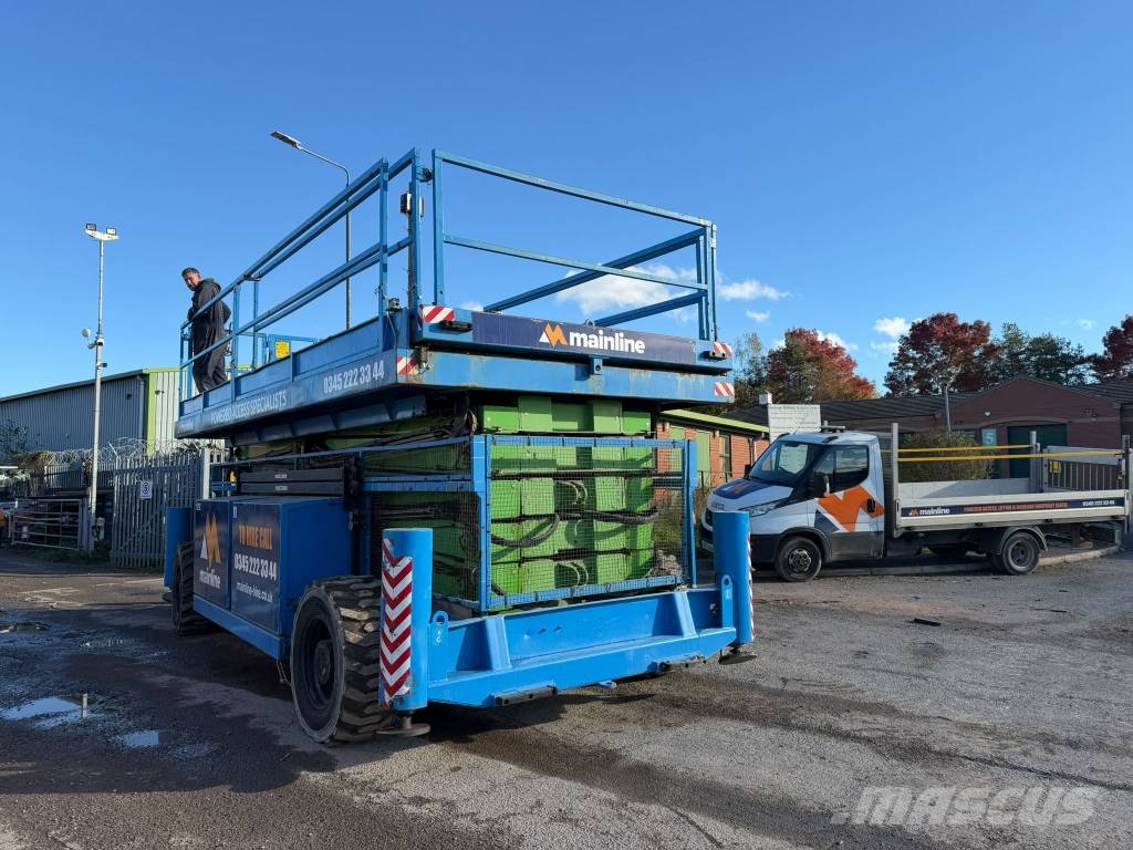 Holland Lift HL340-D30 رافعات مقصية الشكل