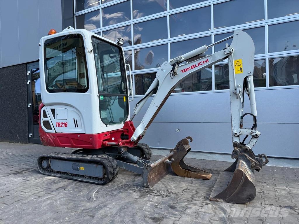 Takeuchi TB216 Midigravere 7 - 12t