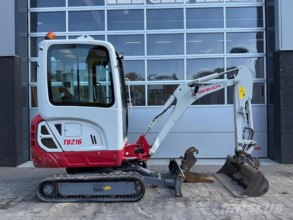 Takeuchi TB216 Midigravere 7 - 12t