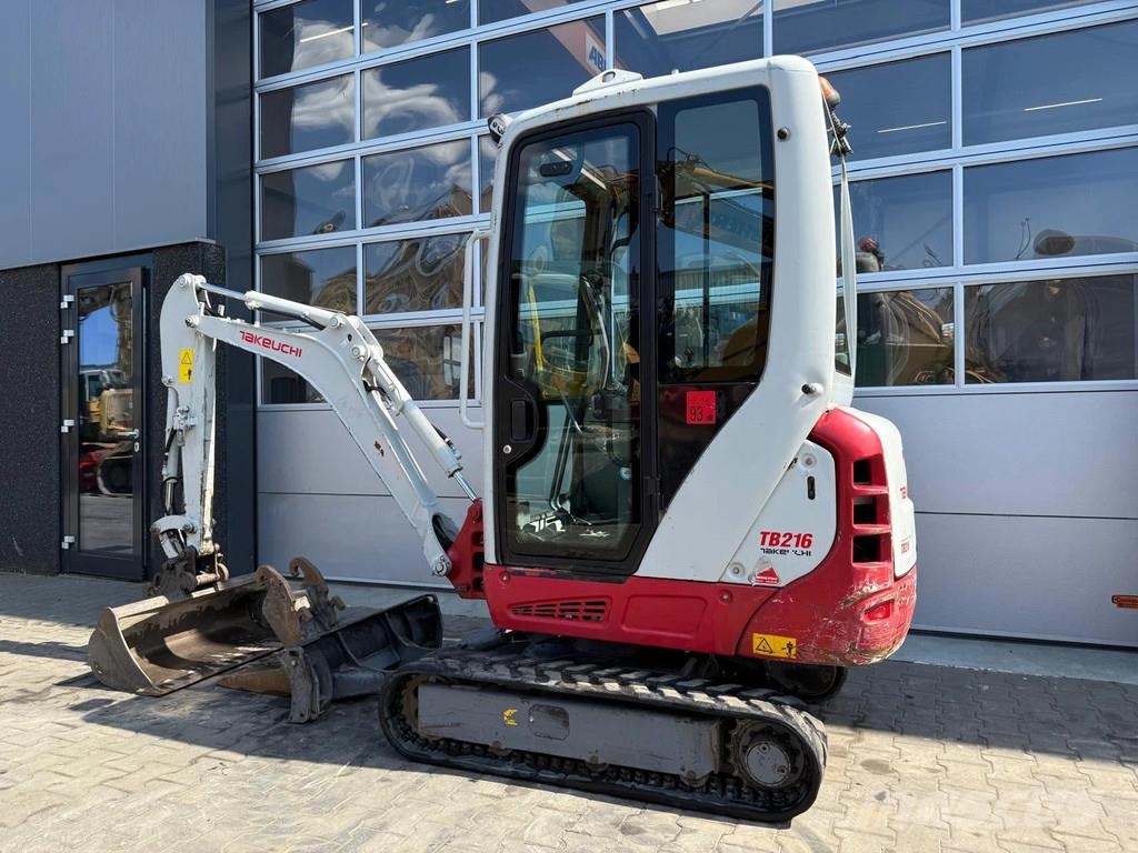 Takeuchi TB216 Midigravere 7 - 12t