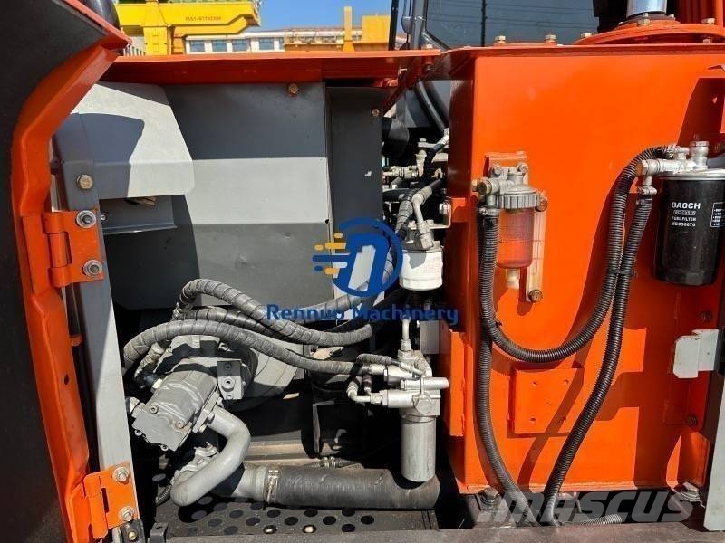 Hitachi ZX60 Mini bagri <7t