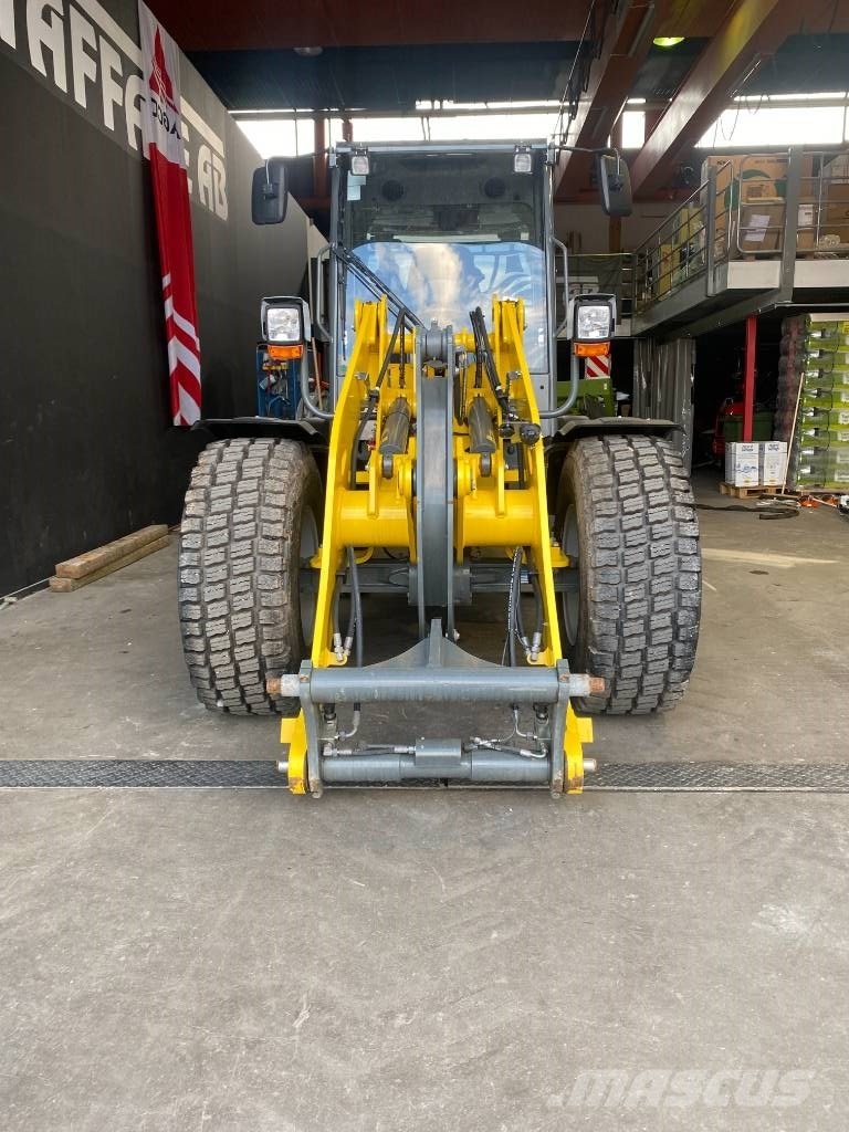 Wacker Neuson WL 52 Kolesové nakladače